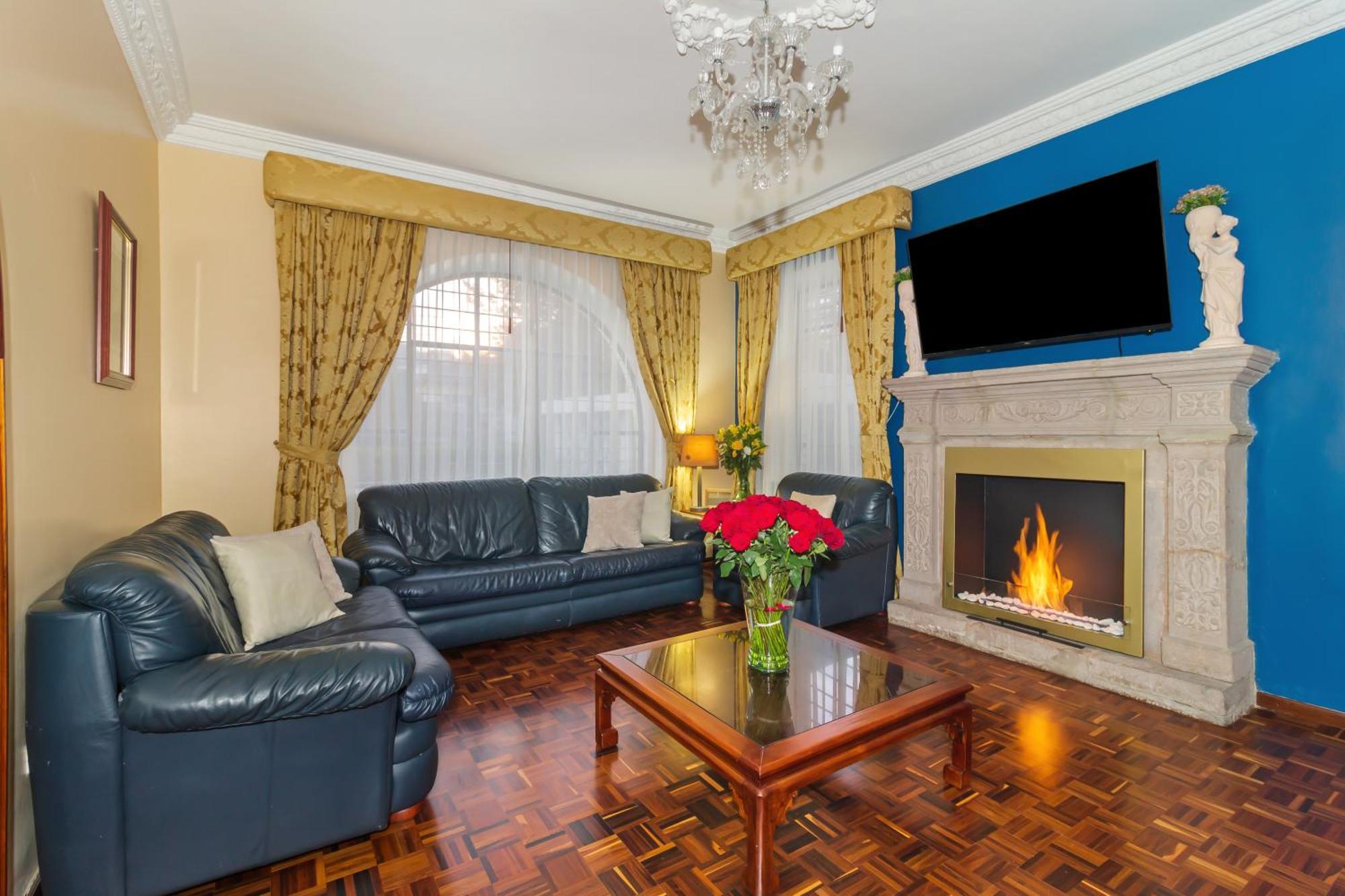 Hotel La Cartuja Quito Luaran gambar