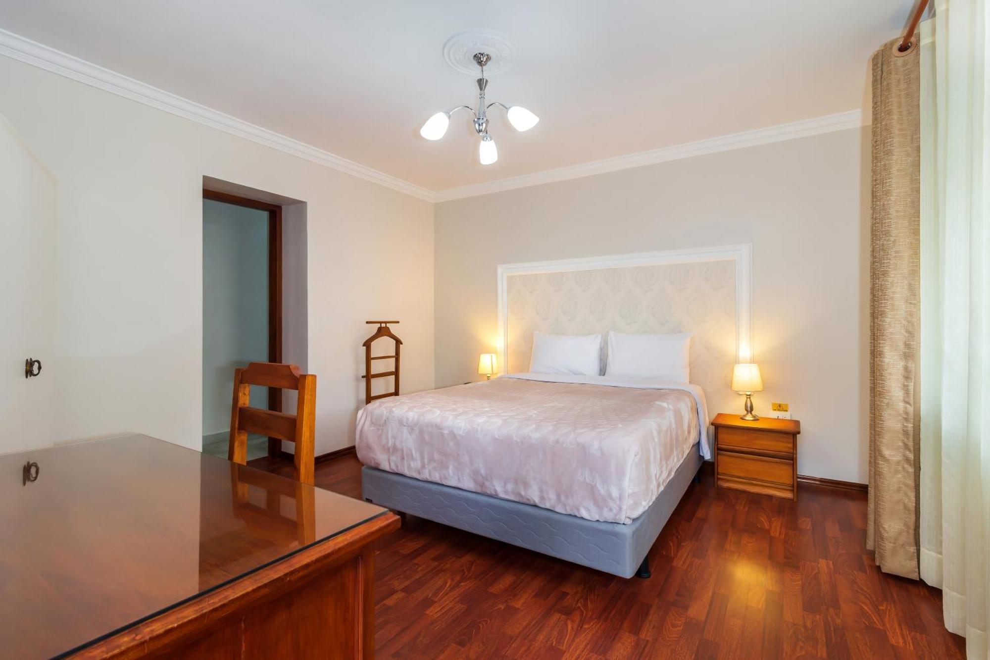 Hotel La Cartuja Quito Luaran gambar