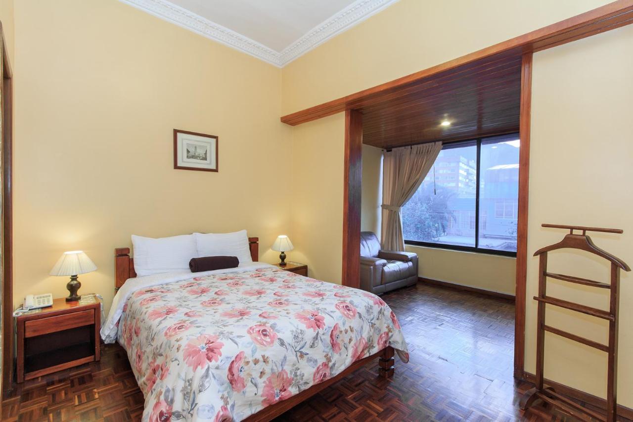 Hotel La Cartuja Quito Luaran gambar